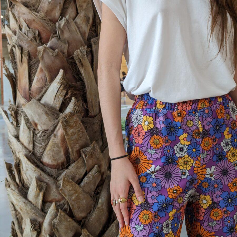 Pantalon sans patron Avril Fabrics BONNIE tissu fleurs