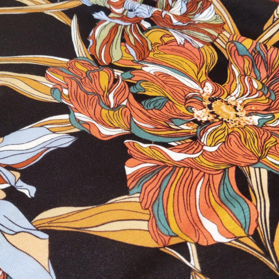 tissu jersey viscose fleurs imprimé noir avril fabrics vendu au mètre
