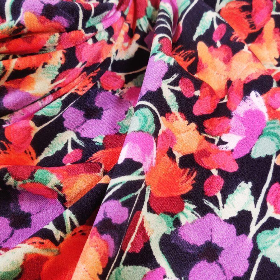 tissu jersey polyester fin LINA fleuri marine avril fabrics vendu au mètre