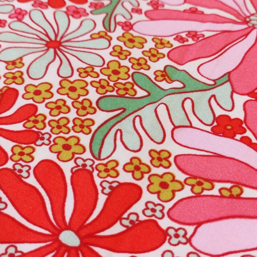 tissu popeline viscose stretch lilie fleurs rouge avril fabrics vendu au mètre