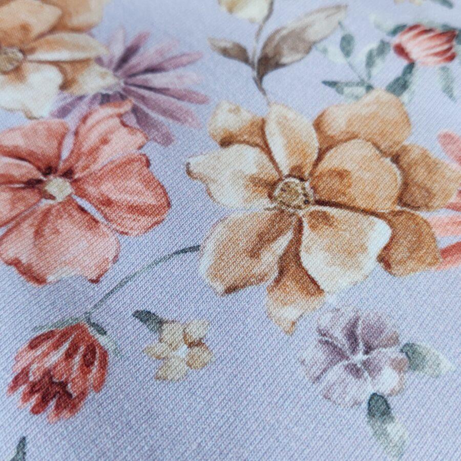 tissu jersey sweat french terry violet fleur ava avril fabrics vendu au mètre