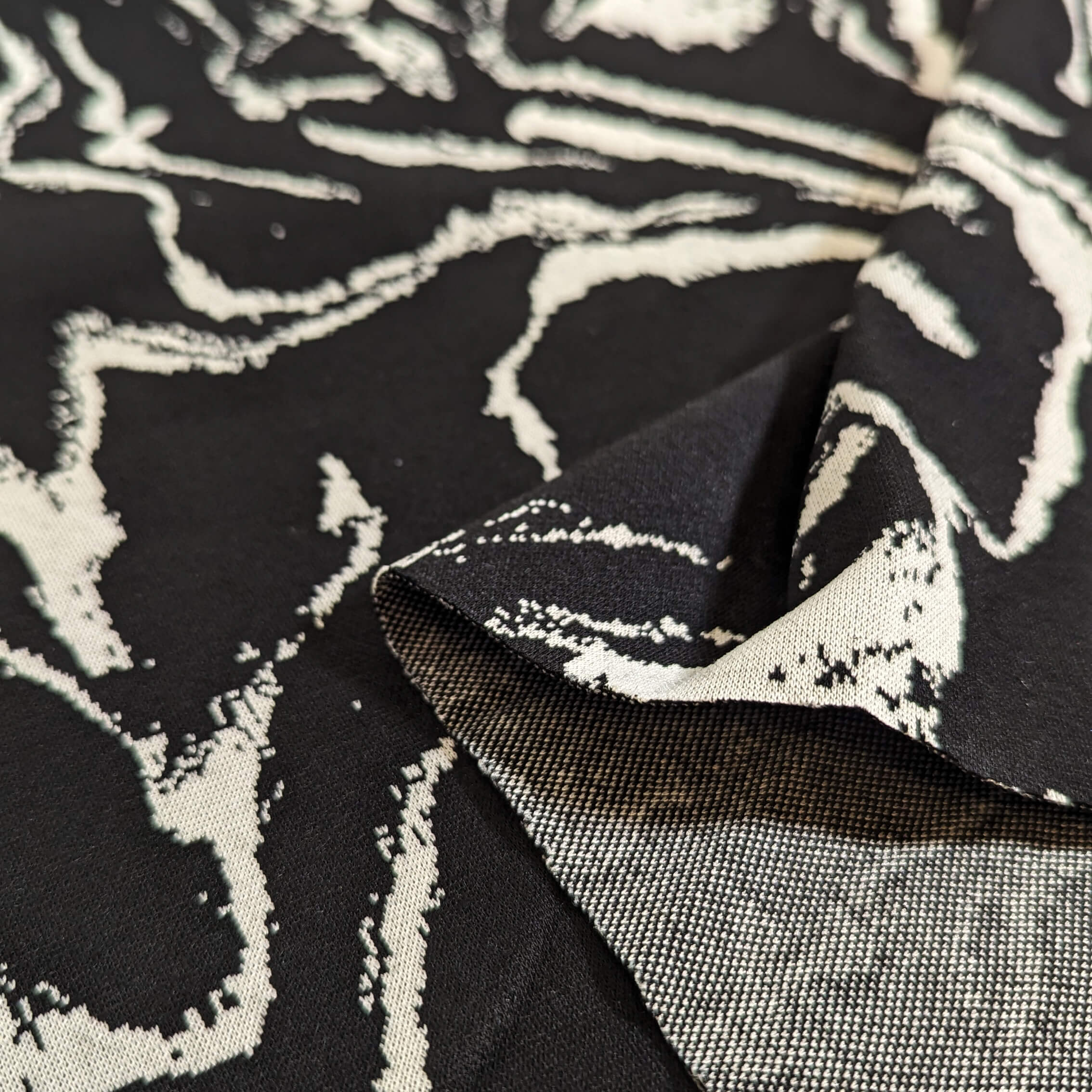 tissu motif abstrait noir