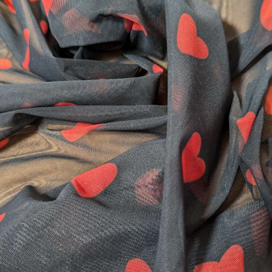 tissu coeur rouge