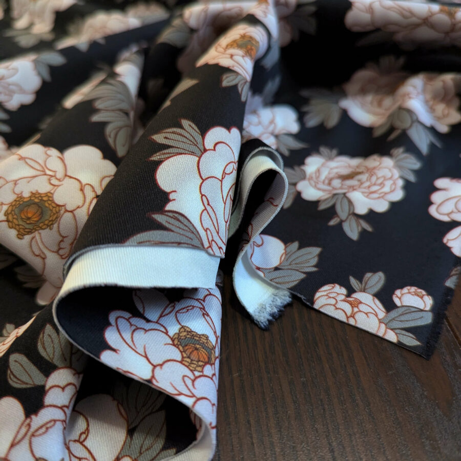 tissu scuba pivoine