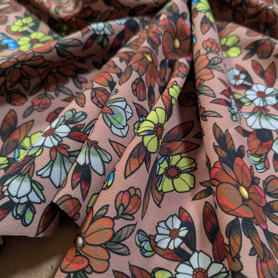scuba crepe marron fleurs