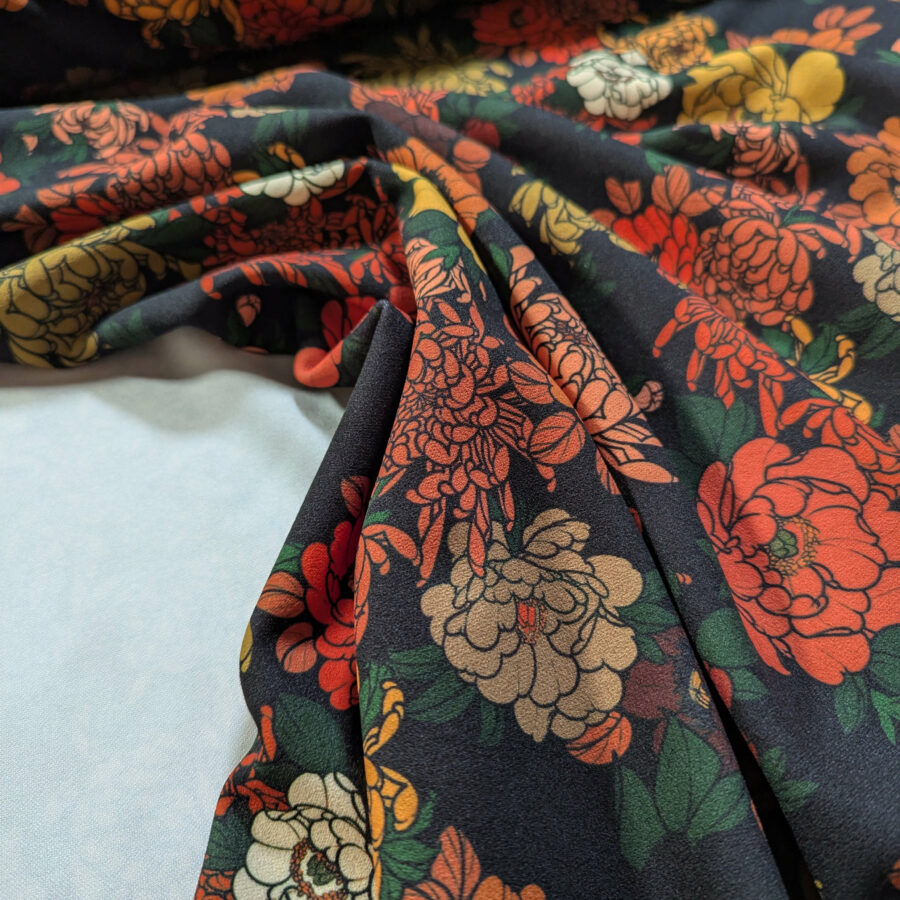 tissu fleuri noir fleurs