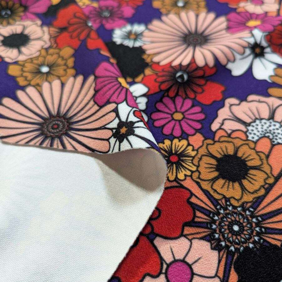 tissu fleur violet