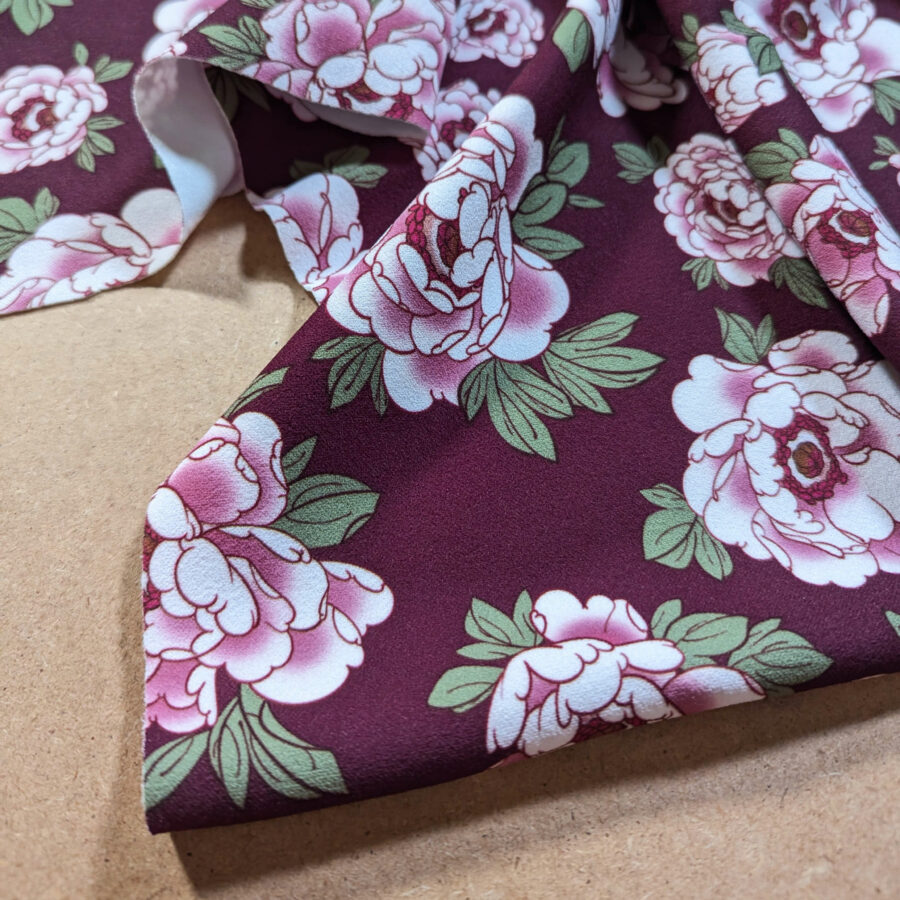 tissu pivoine bordeaux