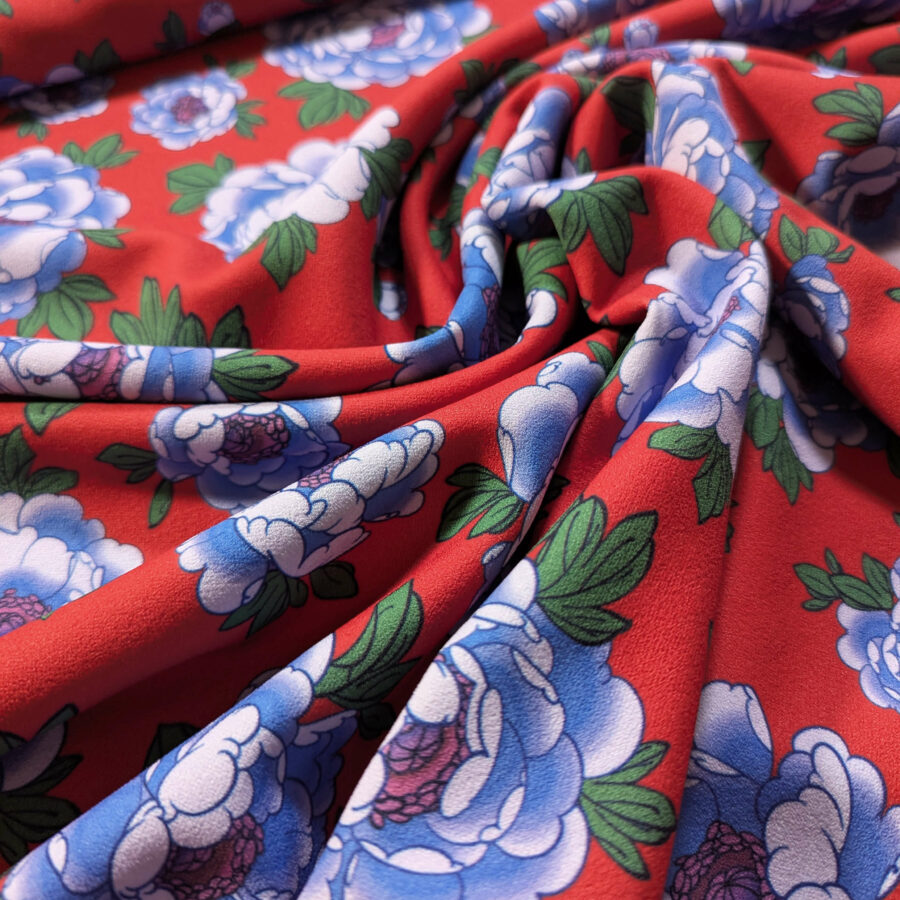 tissu pivoine bleu fond rouge