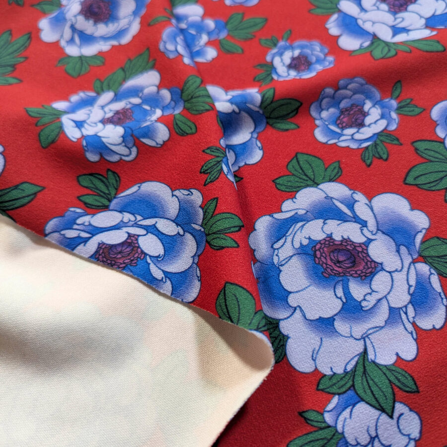 tissu pivoine bleu fond rouge