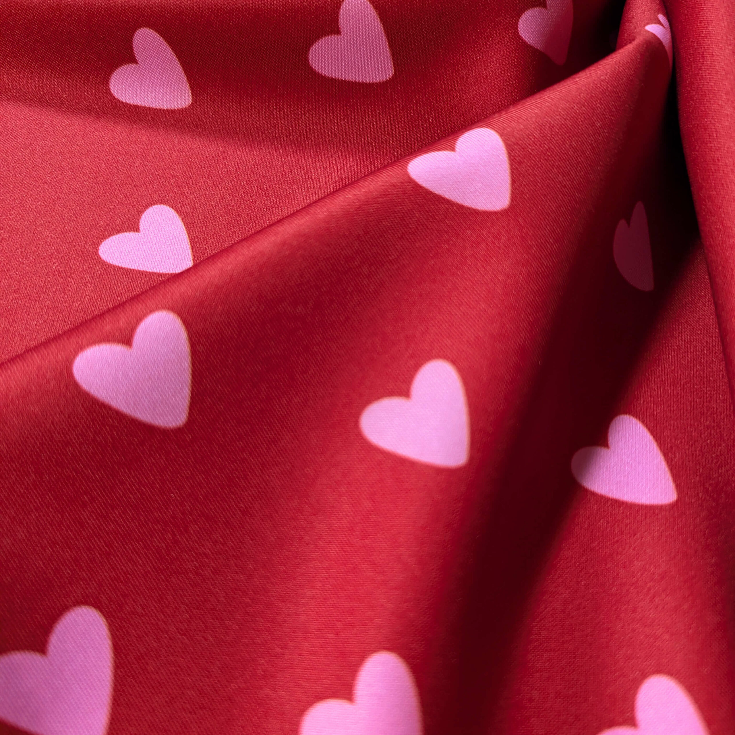 tissu coeur rouge