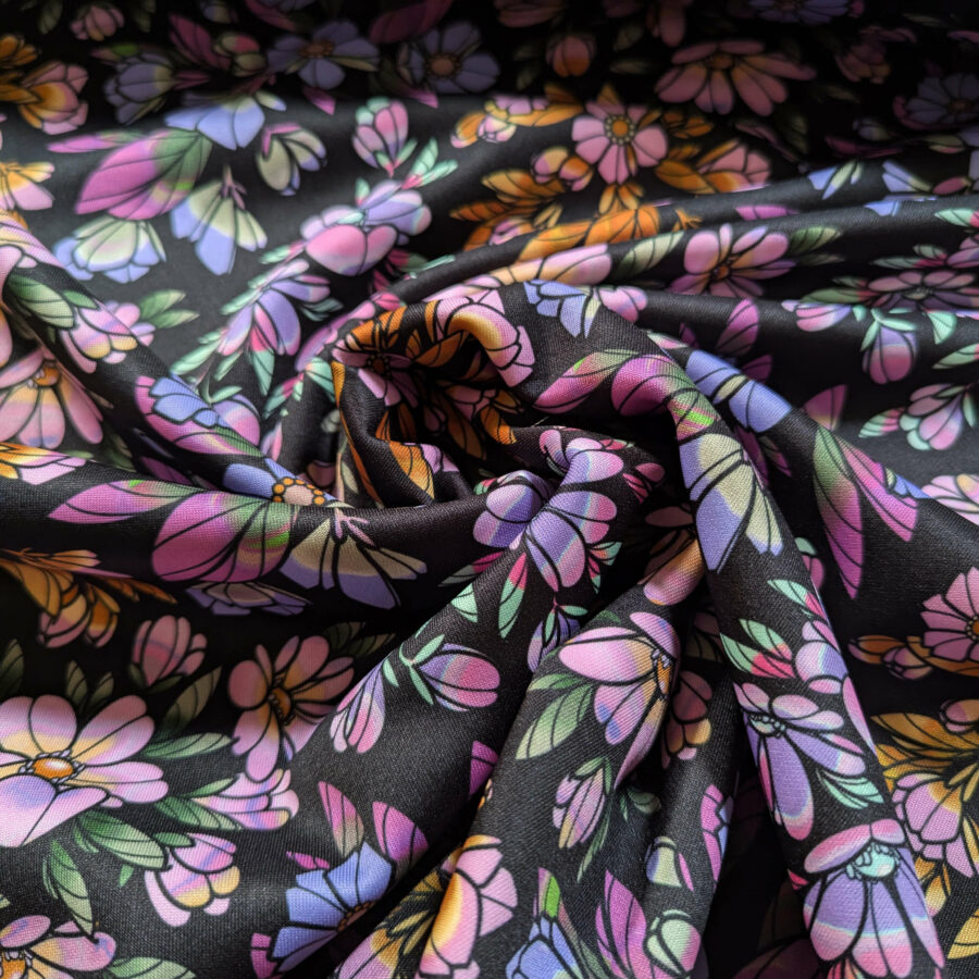 tissu fond noir fleurs couleurs