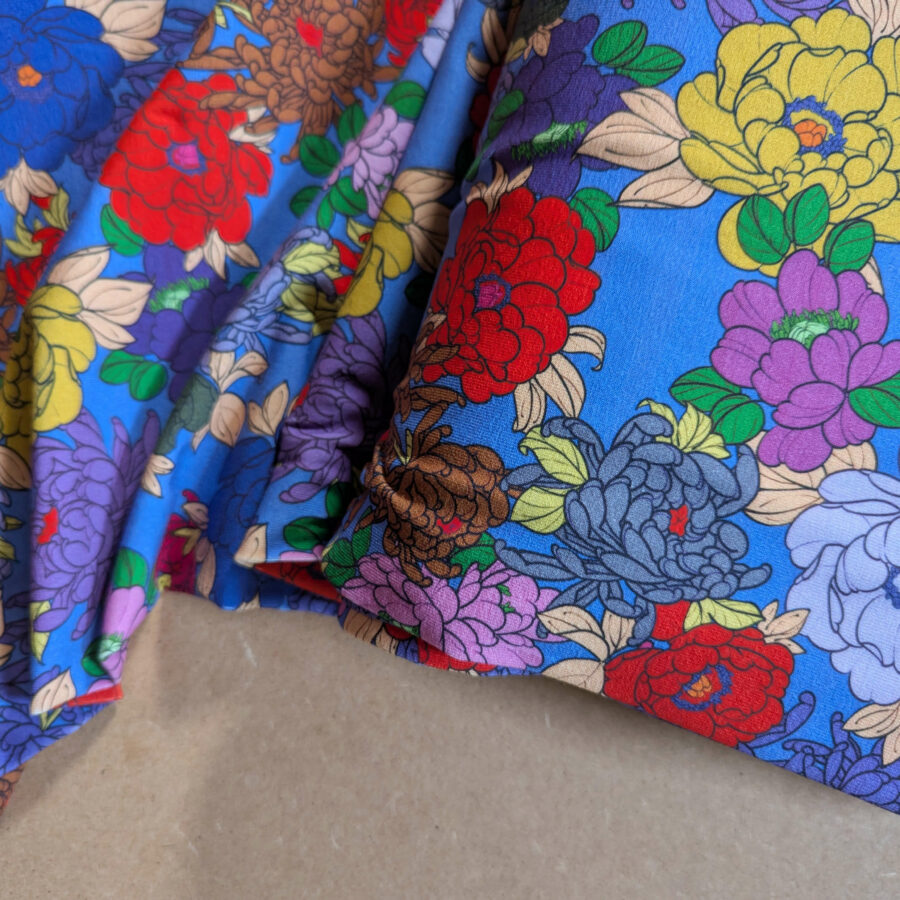 tissu fleur jersey bleu