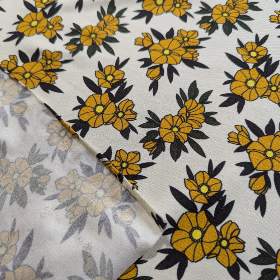 tissu fond blanc et fleurs jaunes