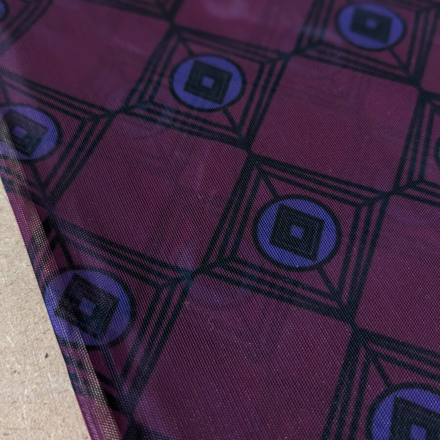 tulle motif graphique
