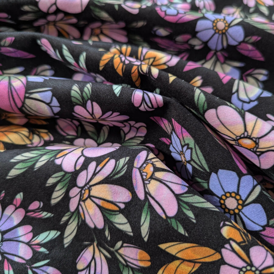 tissu velours noir fleurs