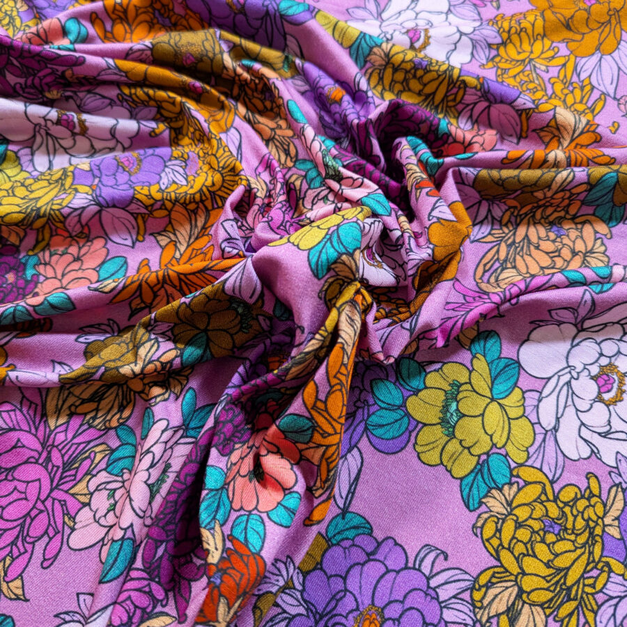 tissu fleuri rose
