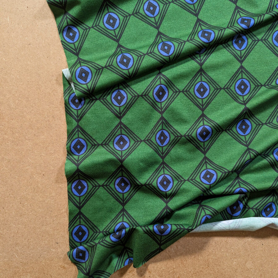 imprimé graphique tissu vert
