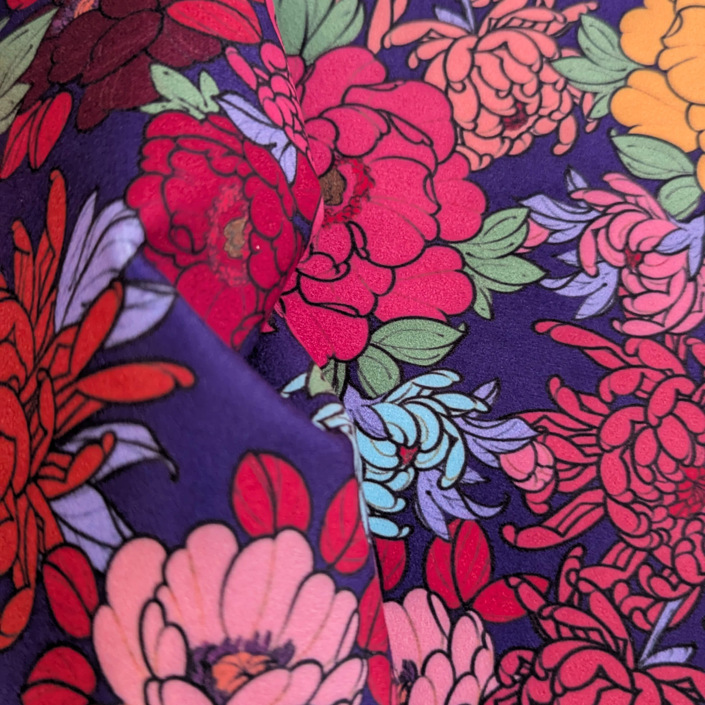 velours fleurs violet