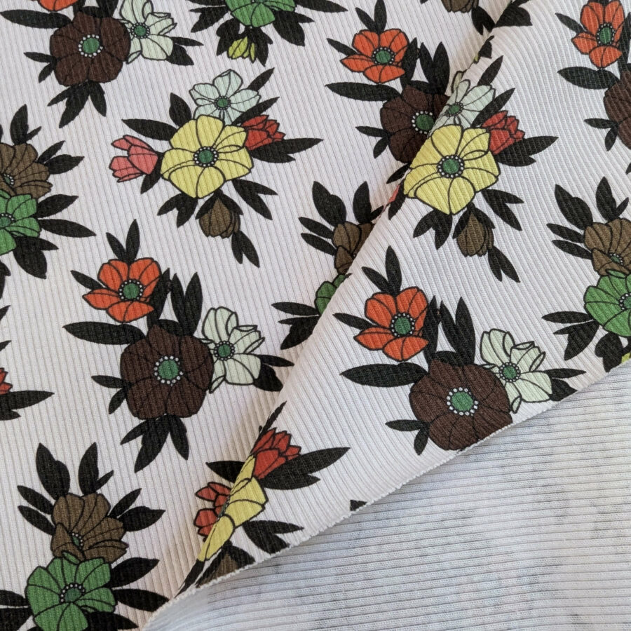 tissu fleuri vert